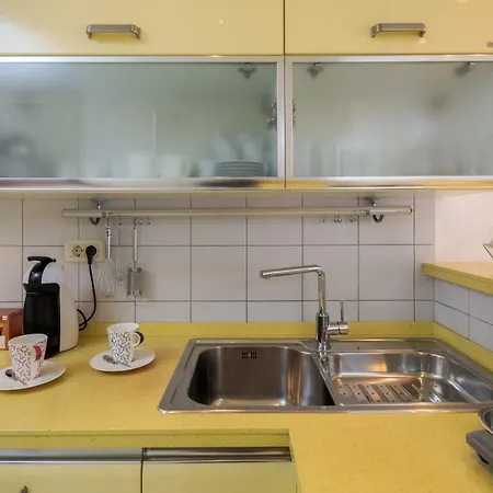 Seaside Gold 1row Apartmán Split