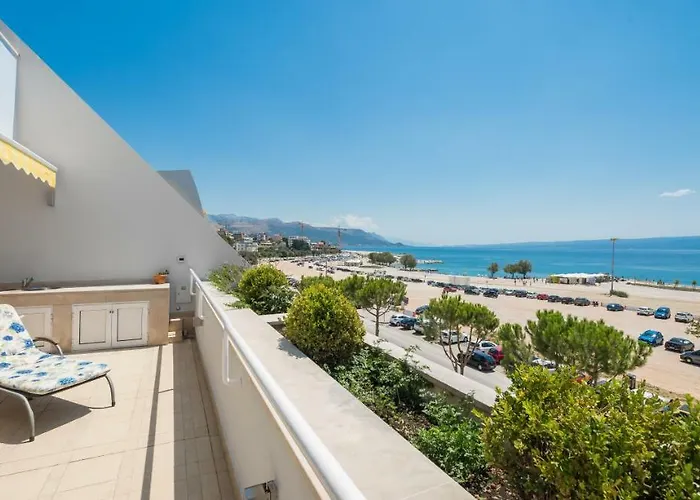 Seaside Gold 1row Apartament *