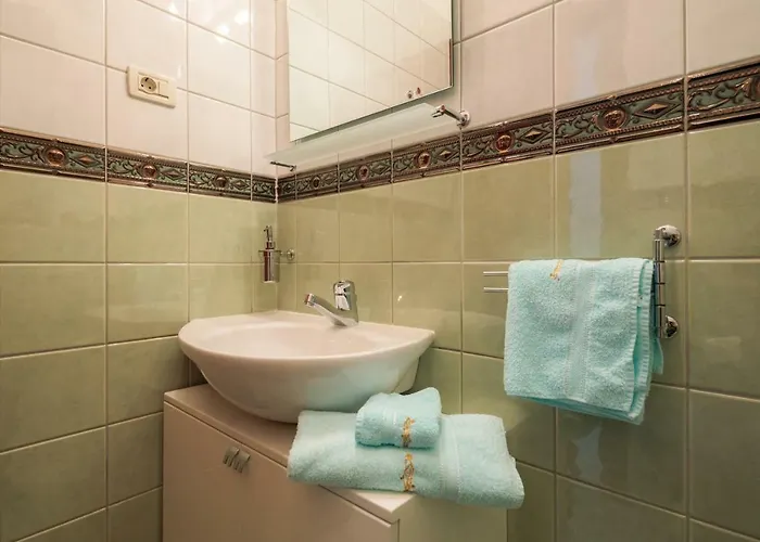 Apartament Seaside Gold 1row Split