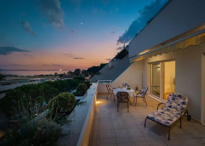 Apartament Seaside Gold 1row Split